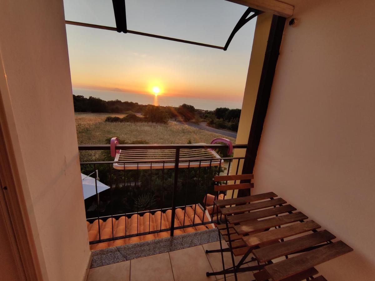 Gullo Capo Vaticano Ricadi Buitenkant foto