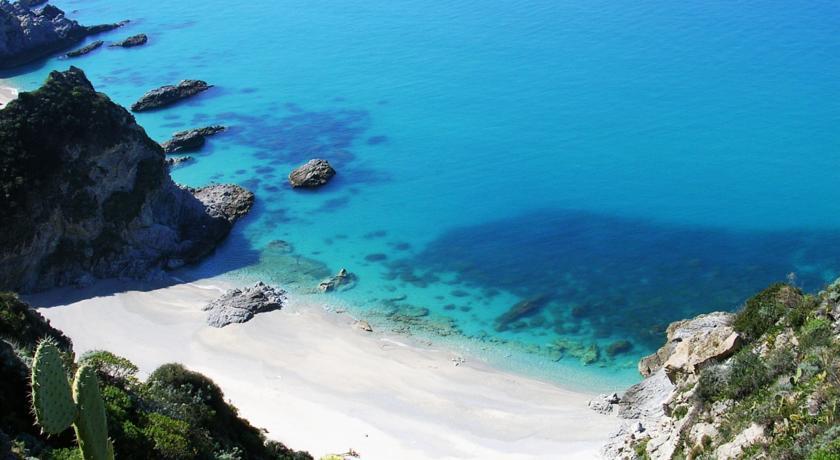 Gullo Capo Vaticano Hotel Ricadi Buitenkant foto